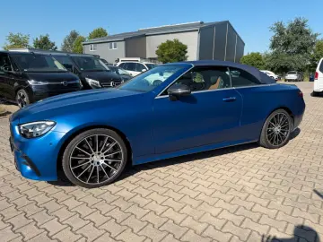 MERCEDES-BENZ E53 AMG Cabrio 4-mat Burm Massage SAGA…