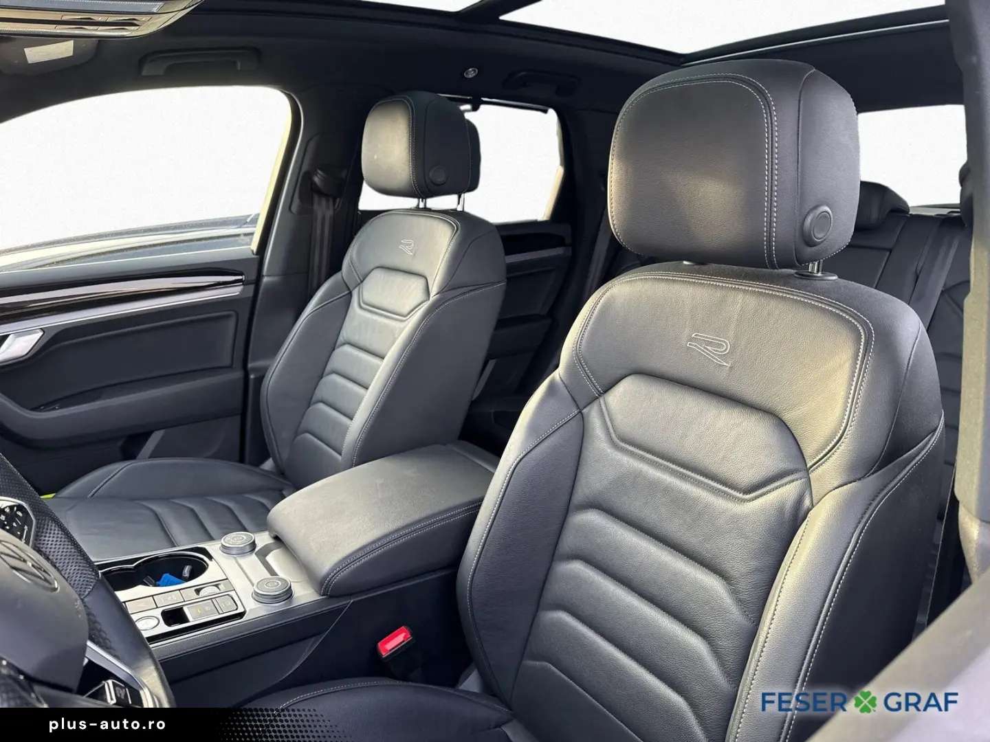 VW Touareg 3.0 TDI R-LINE 4M