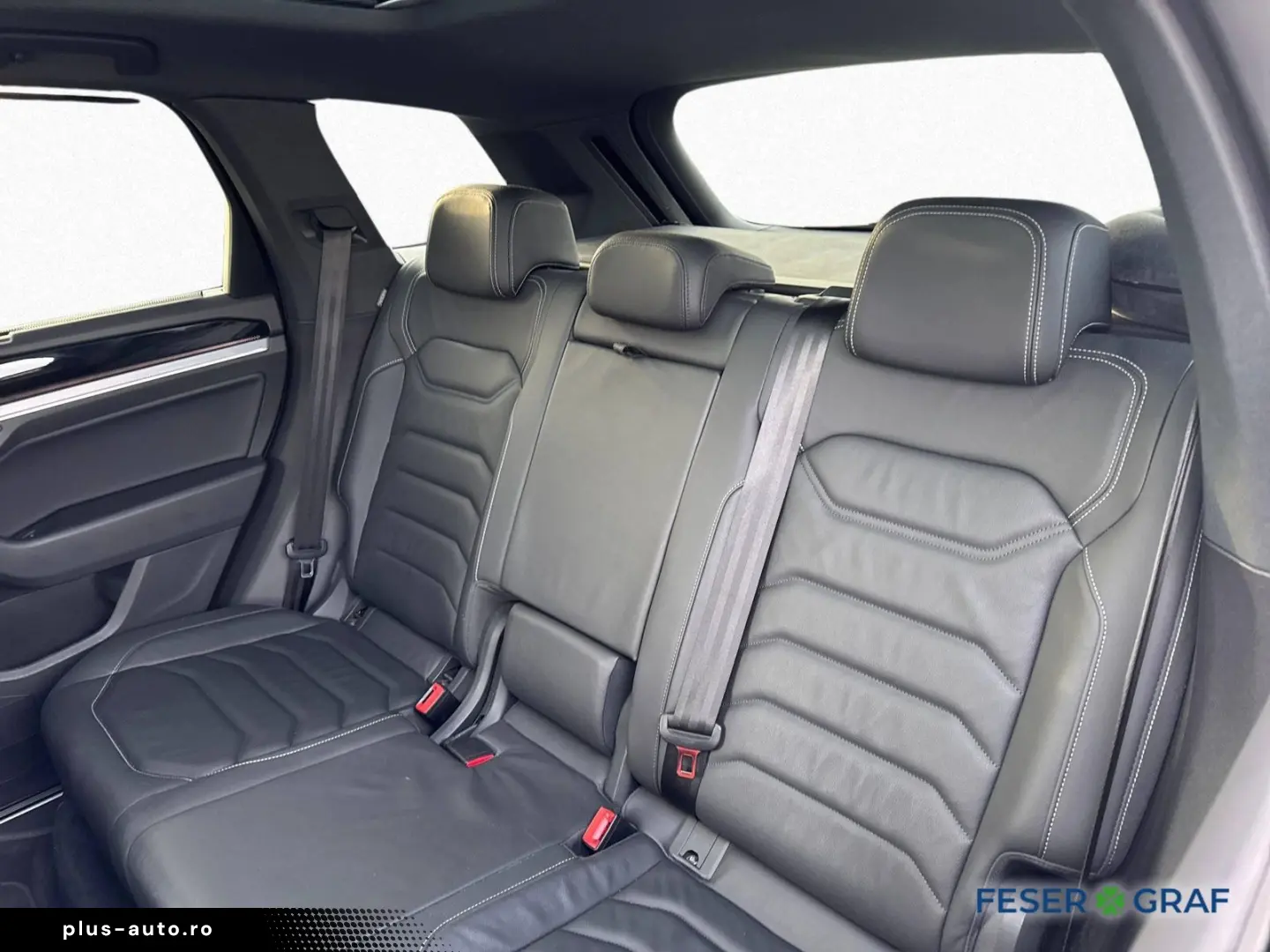 VW Touareg 3.0 TDI R-LINE 4M