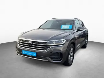 VW Touareg 3.0 TDI R-LINE 4M