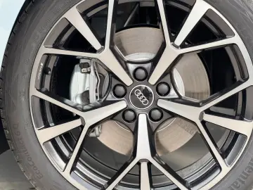 NOU - Garantie - Audi Q3 Sportback S line MY2026