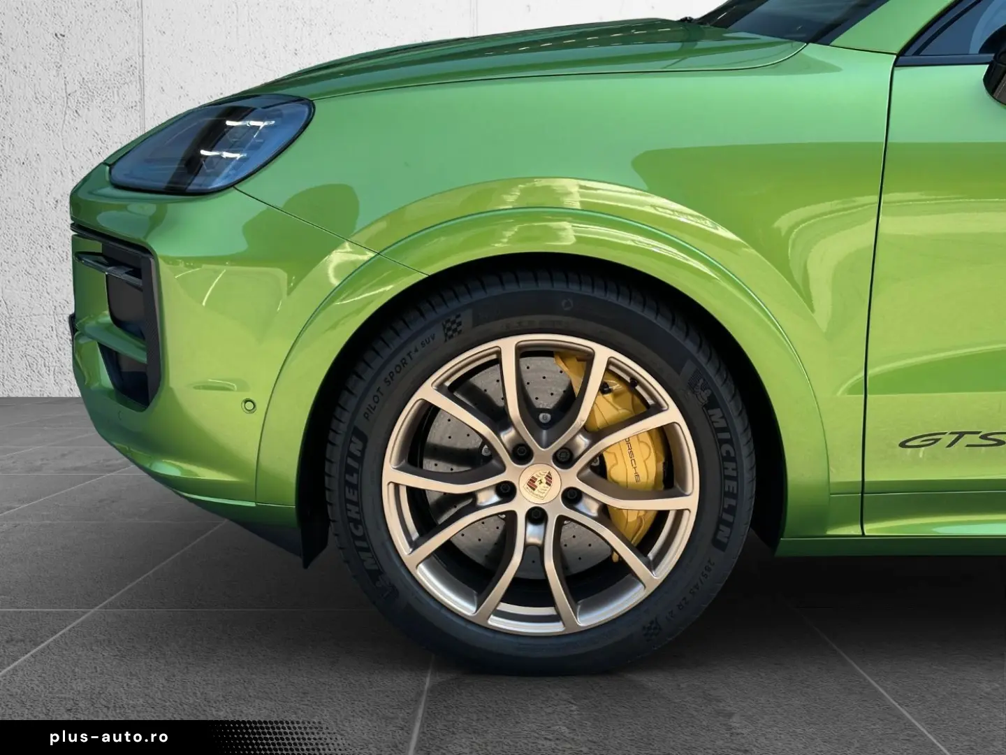 PORSCHE Cayenne GTS Coupe