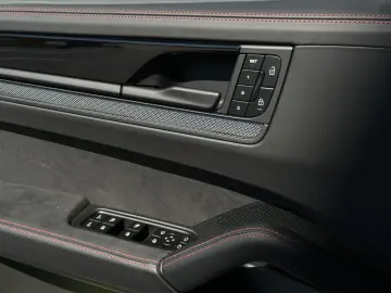 PORSCHE Cayenne GTS Coupe