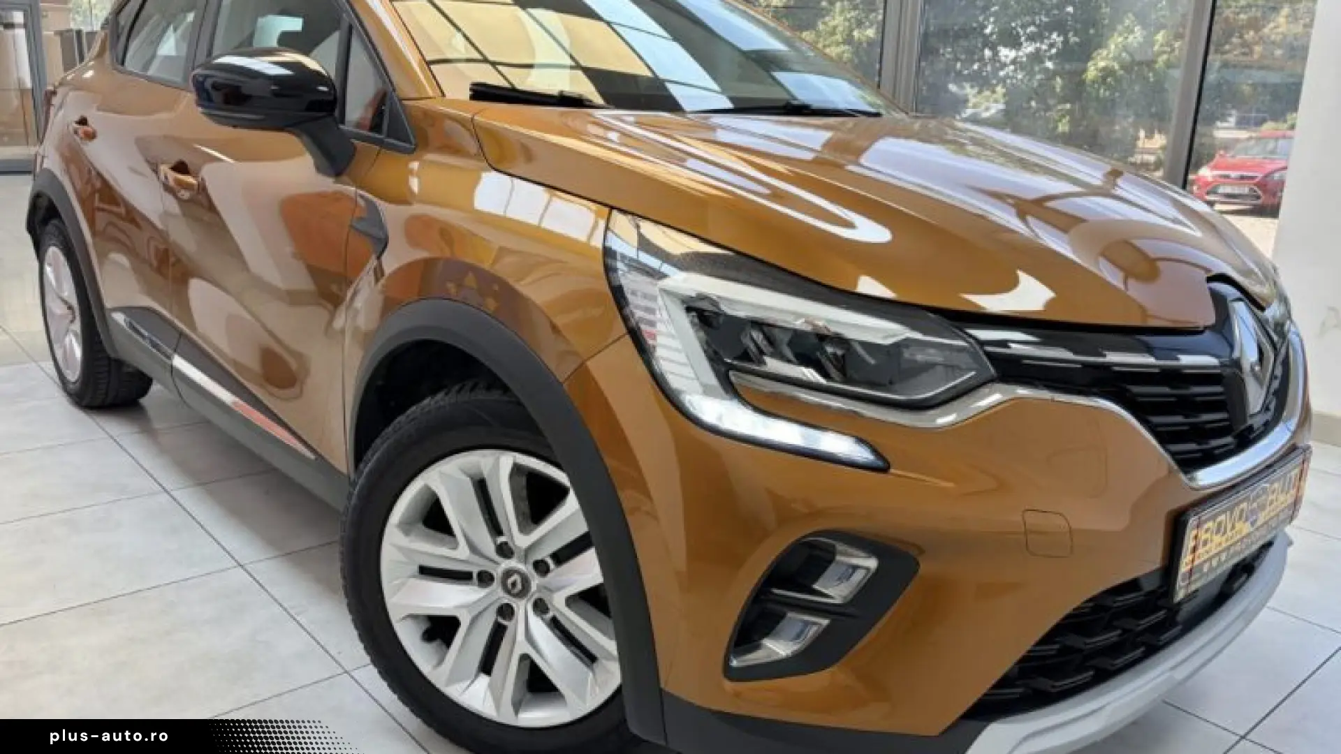 RENAULT CAPTUR CROSS   2020-10