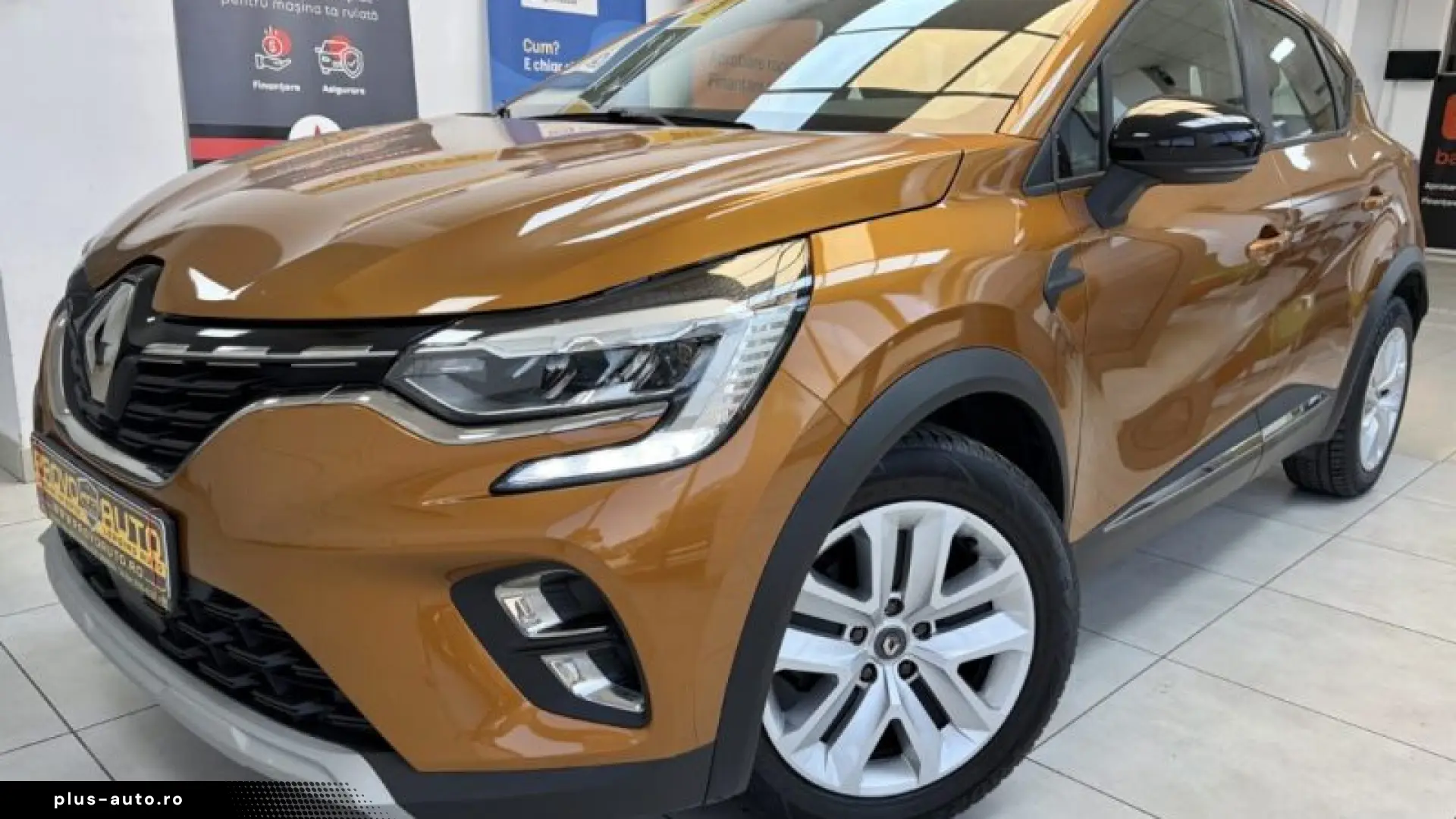 RENAULT CAPTUR CROSS   2020-10
