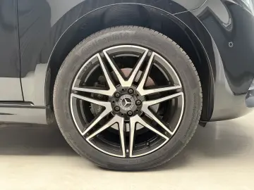 MERCEDEES BENZ V KLASS 300d 4matic