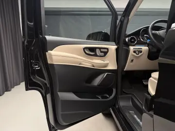MERCEDEES BENZ V KLASS 300d 4matic