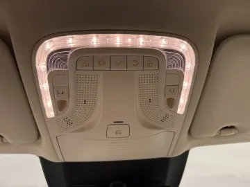 MERCEDEES BENZ V KLASS 300d 4matic