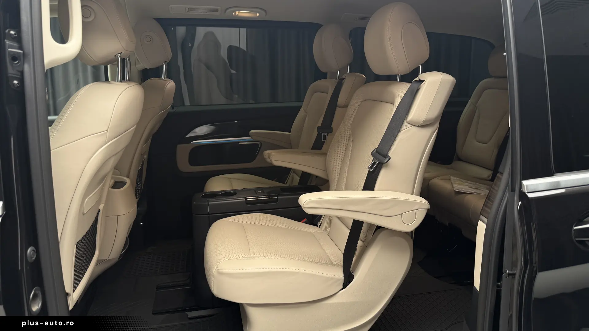MERCEDEES BENZ V KLASS 300d 4matic