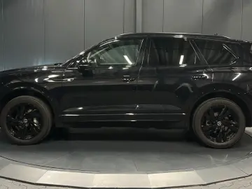 VW Touareg R-Line 4Mot