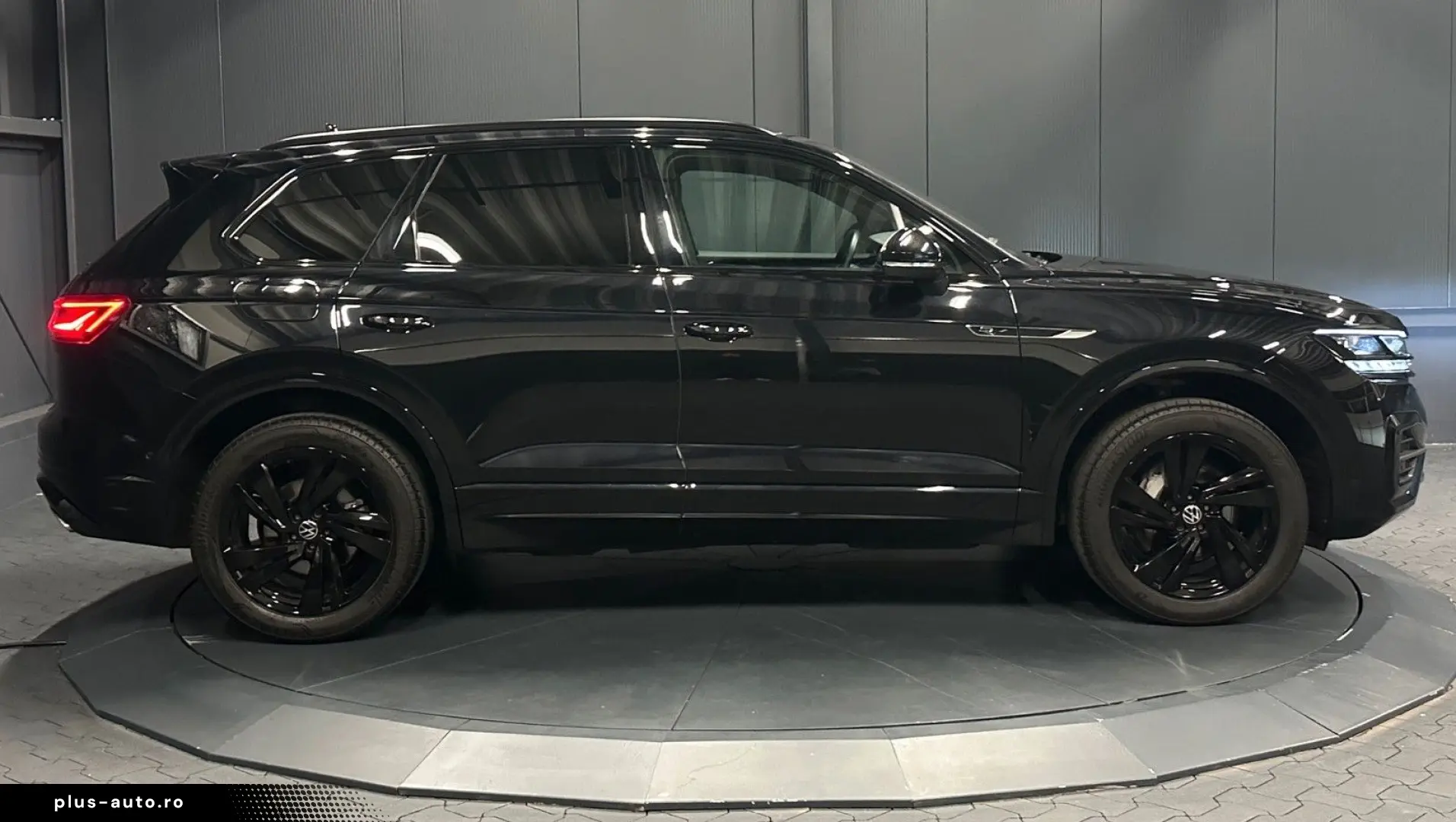 VW Touareg R-Line 4Mot
