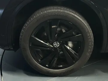 VW Touareg R-Line 4Mot