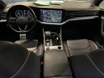 VW Touareg R-Line 4Mot