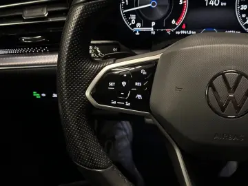 VW Touareg R-Line 4Mot