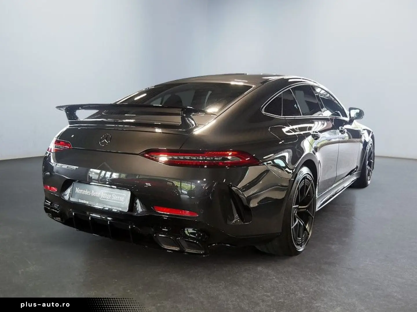 MERCEDES-BENZ AMG GT 63 S 4M