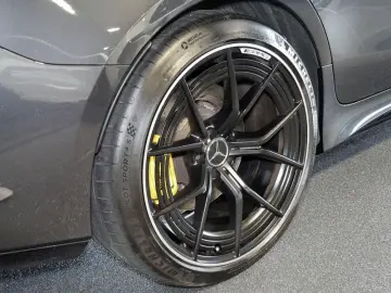 MERCEDES-BENZ AMG GT 63 S 4M