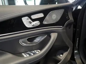MERCEDES-BENZ AMG GT 63 S 4M