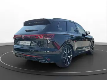 VW Touareg 3.0 TDI 4MOTION R-Line