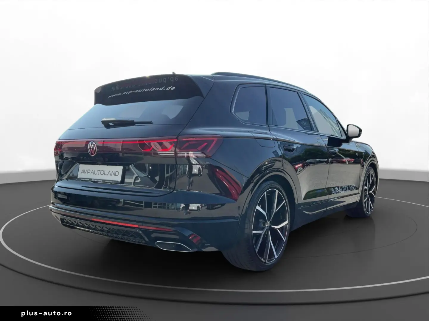 VW Touareg 3.0 TDI 4MOTION R-Line