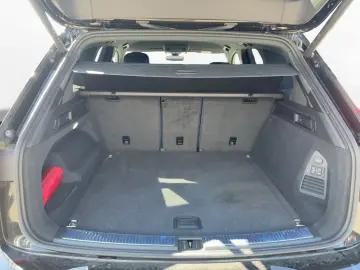 VW Touareg 3.0 TDI 4MOTION R-Line