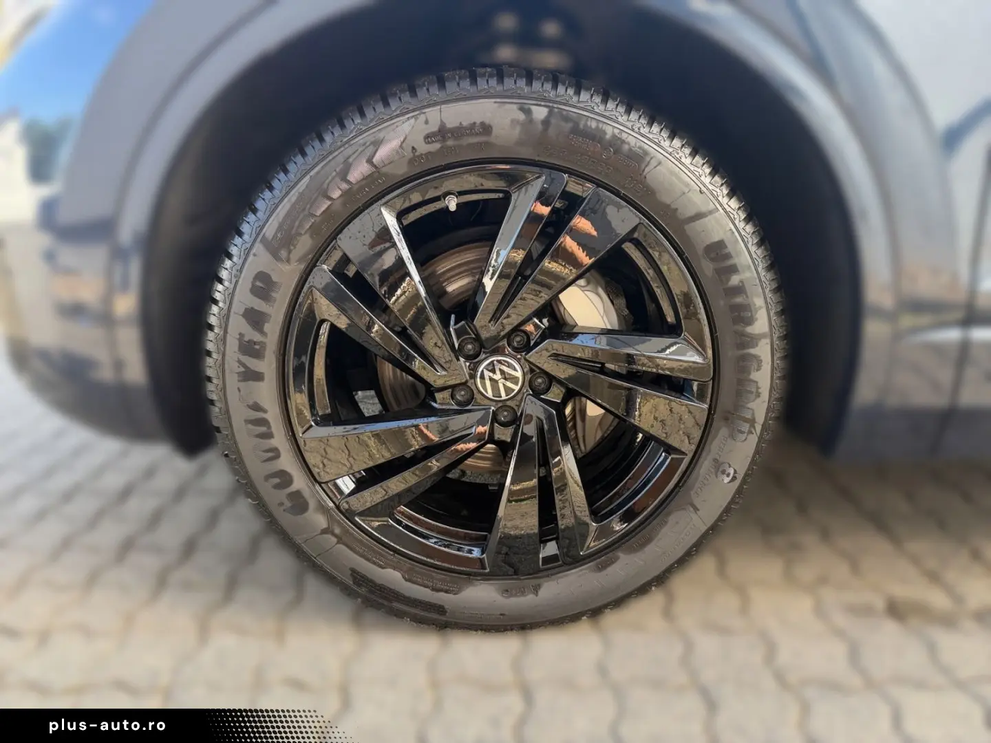 VW Touareg 3.0 V6 TDI R-Line 4M NAVI STHZG IQ-LED A
