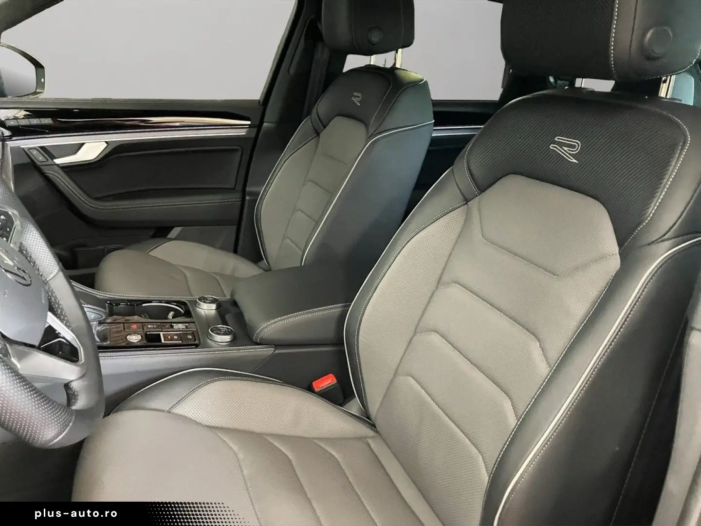 VW Touareg R-Line BlackStyle V6 4M TDI AHK AreaView