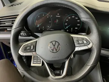 VW Touareg R-Line BlackStyle V6 4M TDI AHK AreaView
