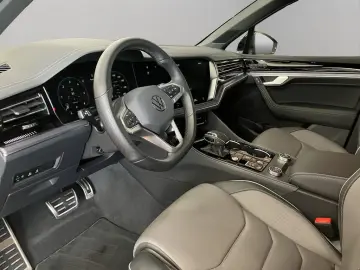 VW Touareg R-Line BlackStyle V6 4M TDI AHK AreaView