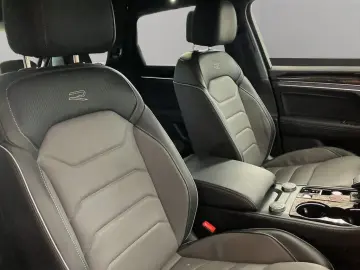 VW Touareg R-Line BlackStyle V6 4M TDI AHK AreaView