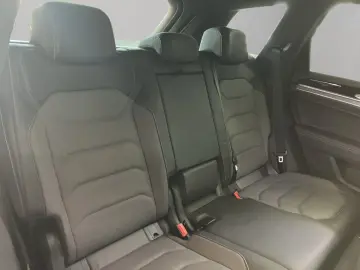VW Touareg R-Line BlackStyle V6 4M TDI AHK AreaView