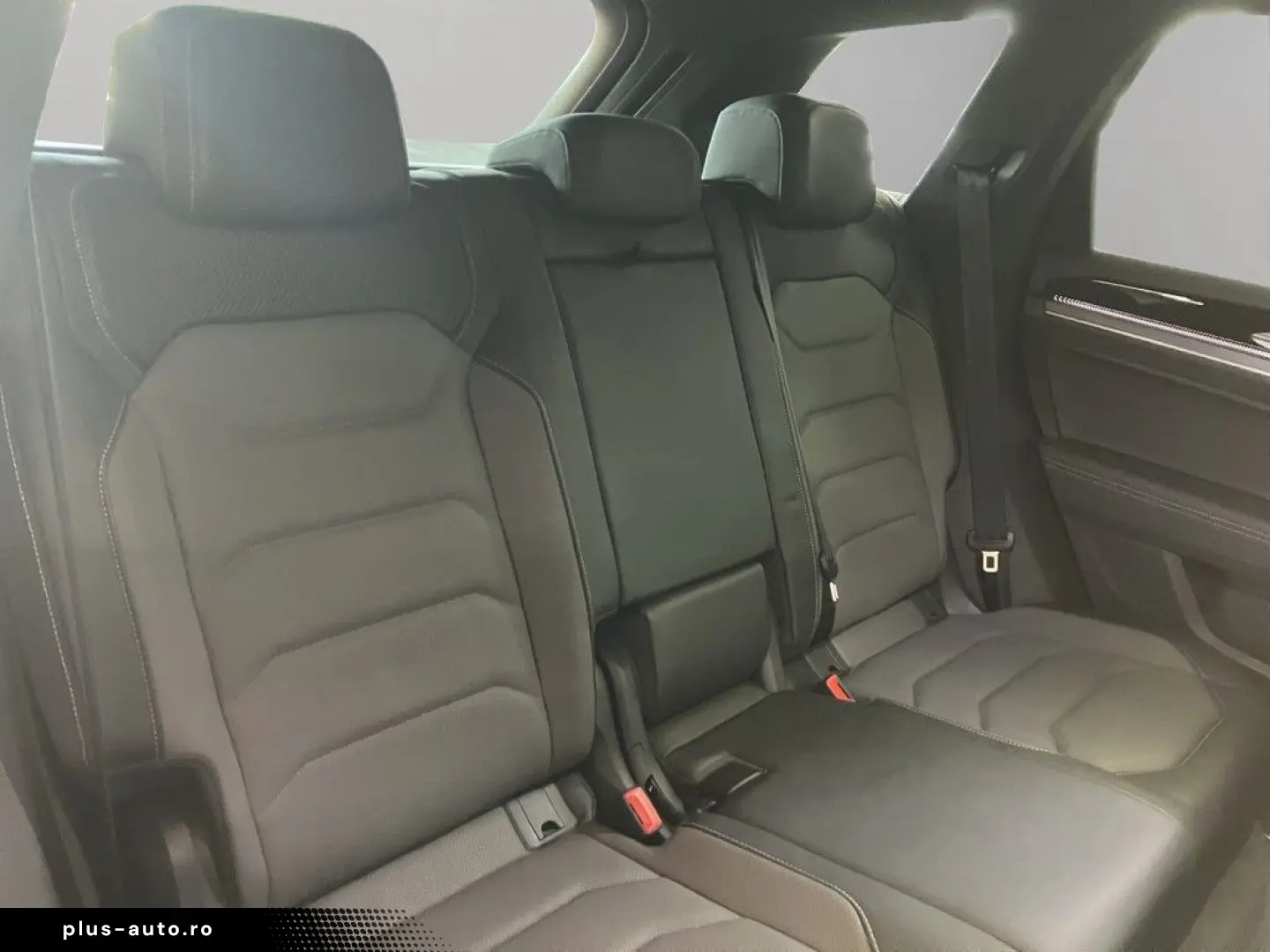 VW Touareg R-Line BlackStyle V6 4M TDI AHK AreaView