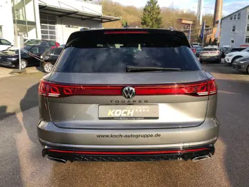 VW Touareg 3.0TDI R-Line Leder Pano HUD AHK