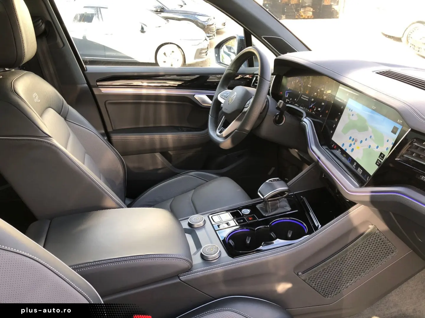 VW Touareg 3.0TDI R-Line Leder Pano HUD AHK