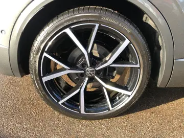 VW Touareg 3.0TDI R-Line Leder Pano HUD AHK