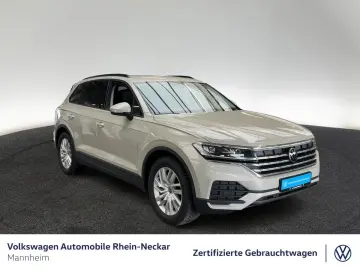VW Touareg 3.0 TDI 4Motion Navi AHK Kamera uvm