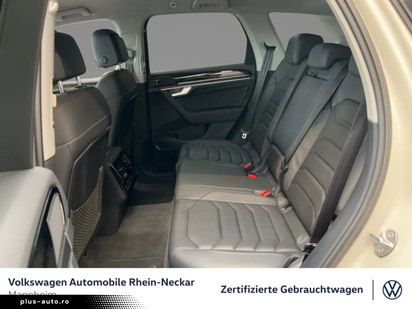 VW Touareg 3.0 TDI 4Motion Navi AHK Kamera uvm