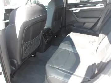 VW Touareg 3.0 TDI  LUFT AHV RFK EXP 39990