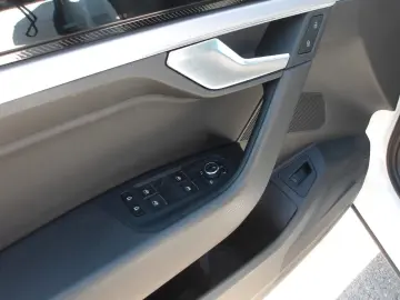 VW Touareg 3.0 TDI  LUFT AHV RFK EXP 39990