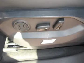 VW Touareg 3.0 TDI  LUFT AHV RFK EXP 39990
