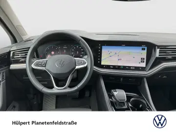 VW Touareg V6 AHK CAM ACC LM19 EKLAPPE NAVI CARPLAY