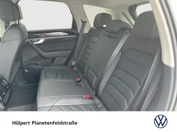 VW Touareg V6 AHK CAM ACC LM19 EKLAPPE NAVI CARPLAY