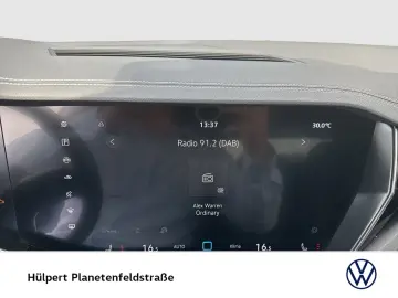 VW Touareg V6 AHK CAM ACC LM19 EKLAPPE NAVI CARPLAY