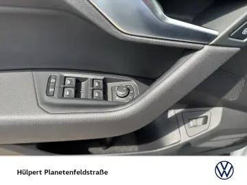 VW Touareg V6 AHK CAM ACC LM19 EKLAPPE NAVI CARPLAY
