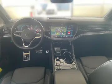 VW Touareg R-Line 3.0TDI  AHK KAMERA LUFT STDHZ