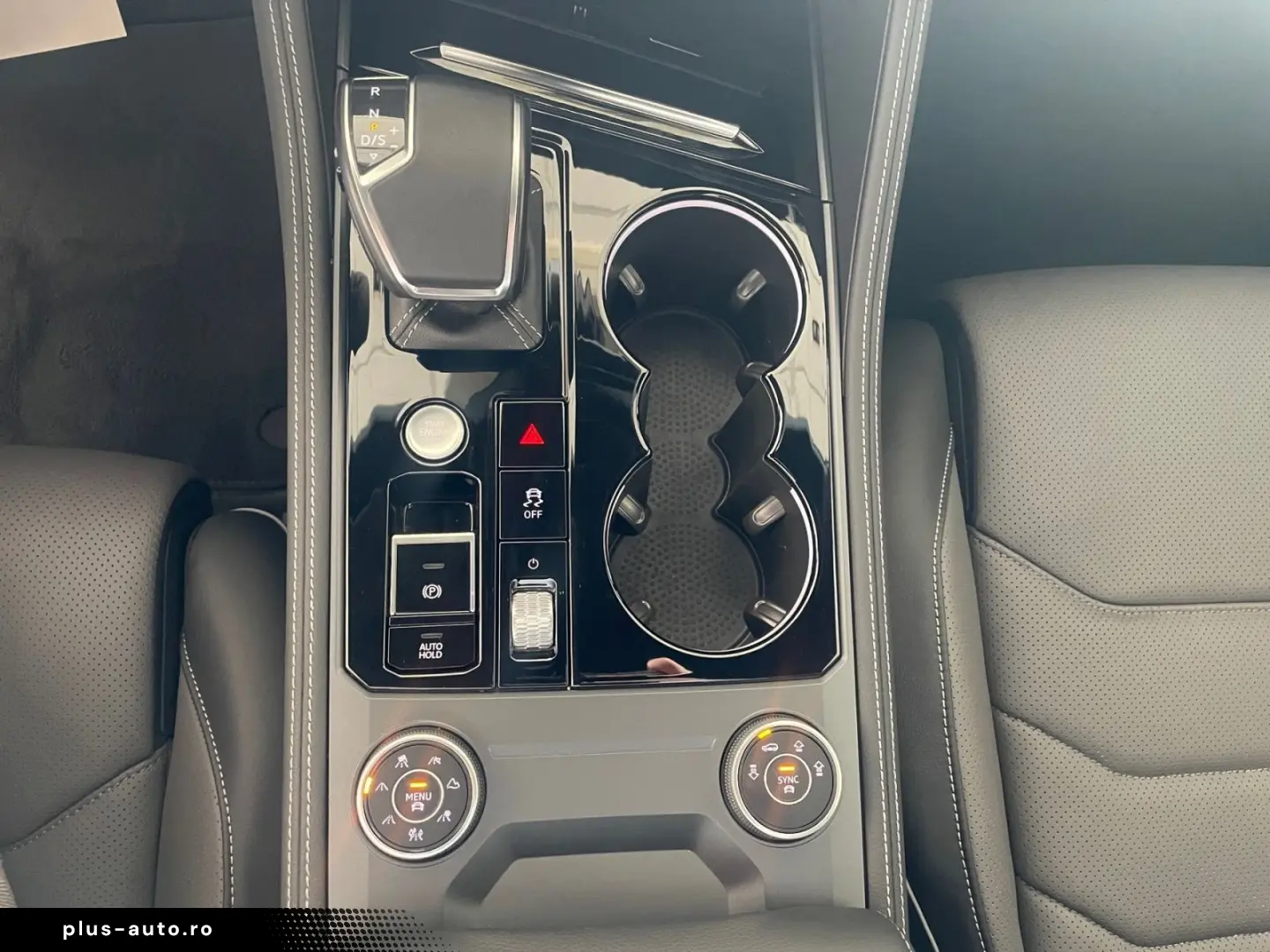 VW Touareg R-Line 3.0TDI  AHK KAMERA LUFT STDHZ