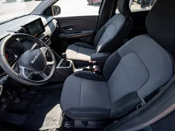 Dacia Jogger 1.0 TCe 110 Extreme 2025 5 locuri Stoc TM