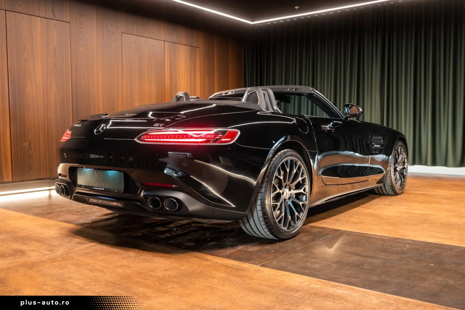 MERCEDES-BENZ AMG GT Roadster Night Edition Junge Sterne