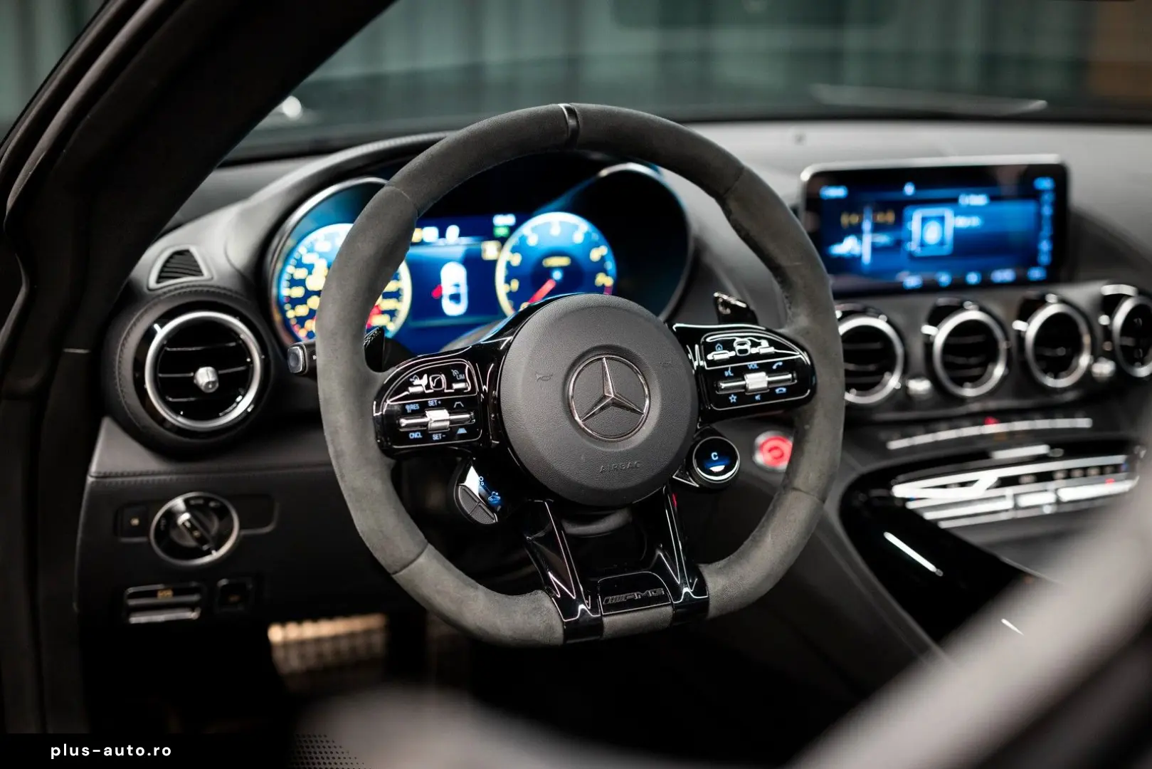 MERCEDES-BENZ AMG GT Roadster Night Edition Junge Sterne