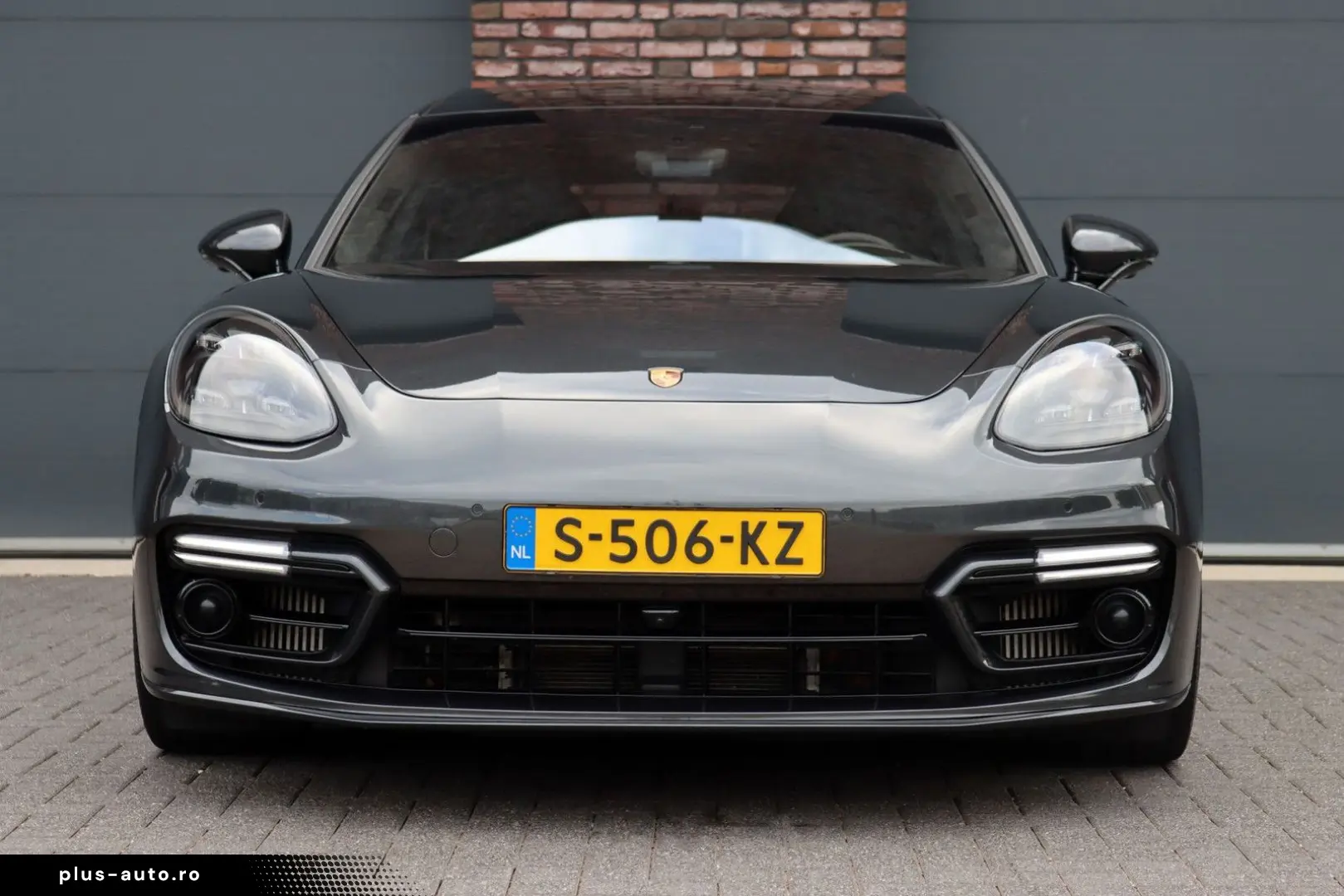 PORSCHE Panamera Sport Turismo 4.0 Turbo S E-Hybrid   70