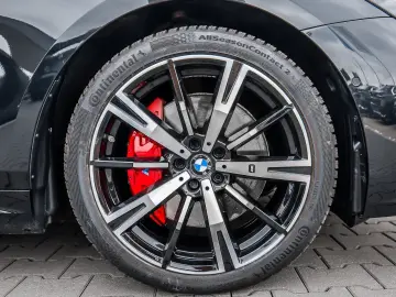 BMW 550e xDrive M Sport HUD PANO ACC AHK 360 KAM LM